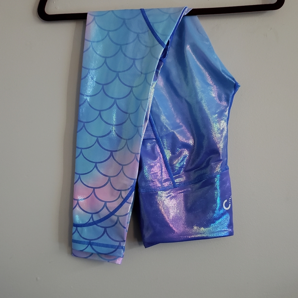 Shimmer Mermaid Workout Leggings with Pockets by CNC